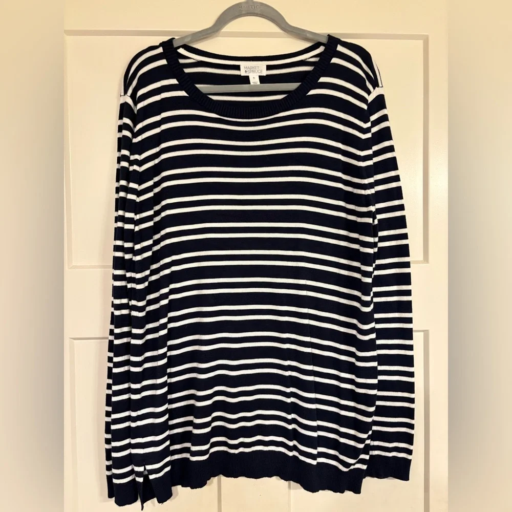 Market & Spruce Navy and White Striped Long Sleeve Fine Knit Sweater